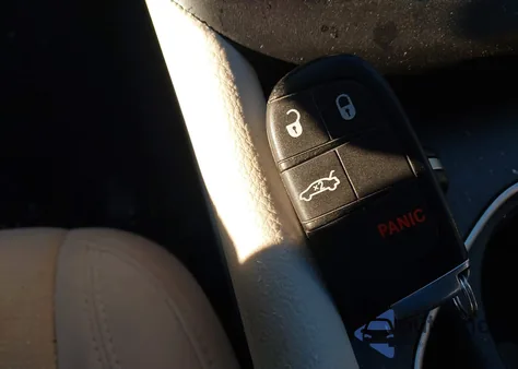 2015 Chrysler 200 Limited from USA, damaged, VIN 1C3CCCABXFN614141